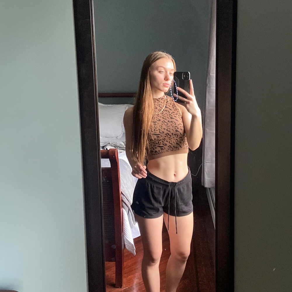 Alo shorts
